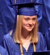 Sie hat die High School erfolgreich beendet