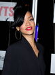 Rihanna bombardiert ihn weiterhin mit sexy Nachrichten