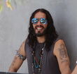 Russell Brand macht seinem Image alle Ehre