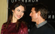 Tom Cruise und Co-Star Olga Kurylenko verstehen sich so gut, dass viele glauben, die zwei seien ein Paar