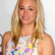 Kaley Cuoco moderiert die Show