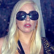 Lady Gaga ist bekannt für ihre ausgefallenen Auftritte