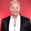 Uwe Fahrenkrog-Petersen wird zum tanzenden Musiproduzenten Uwe Fahrenkrog-Petersen wird zum tanzenden Musiproduzenten