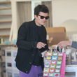 Doch das nächste Mal sollte er dennoch diese Modesünde zu Hause lassen Doch das nächste Mal sollte er dennoch diese Modesünde zu Hause lassen