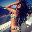 Rihanna sieht scharf aus im Bikini