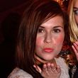Momentan hat Sarah wieder dunkle Haare