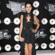 Selena Gomez im schwarzen Kleid mit Schleppe Selena Gomez im schwarzen Kleid mit Schleppe