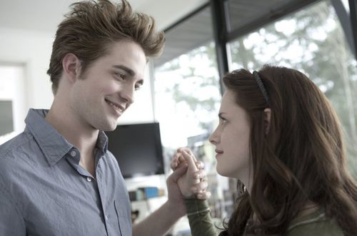 Twilight, Eclipse, Stephenie Meyer - Bald kommt ein neuer Twilight-Roman auf den Markt