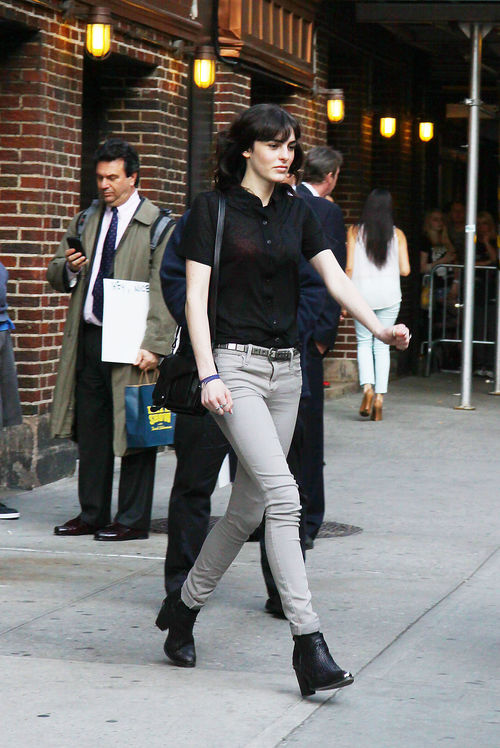 Ali Lohan hat etwas zugenommen Ali Lohan hat etwas zugenommen