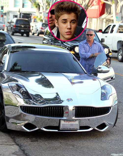 Justin Bieber fährt ein sehr auffälliges Auto Justin Bieber fährt ein sehr auffälliges Auto