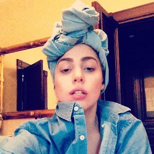 Lady GaGa knipste sich ganz ungeschminkt Lady GaGa knipste sich ganz ungeschminkt