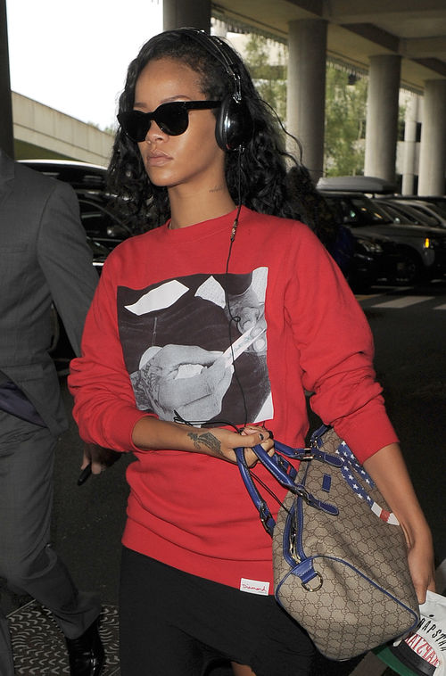 Rihanna macht aus ihrer Marihuana-Vorliebe keinen Hehl Rihanna macht aus ihrer Marihuana-Vorliebe keinen Hehl