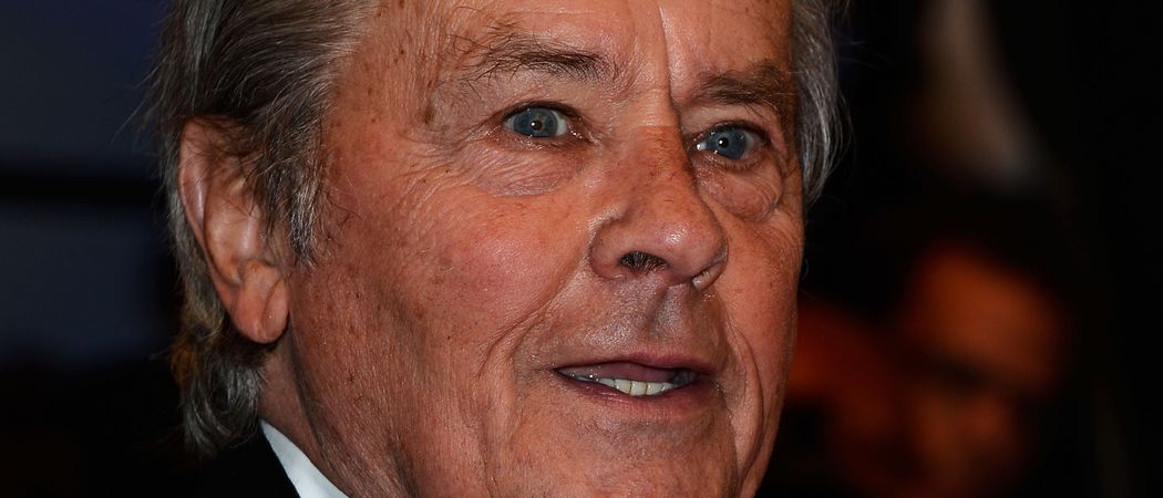 So Leicht Sterbe Ich Nicht Alain Delon Uber Schlaganfall Promiflash De