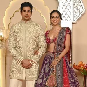 Sidharth Malhotra und Kiara begrüßen Tochter auf der Welt