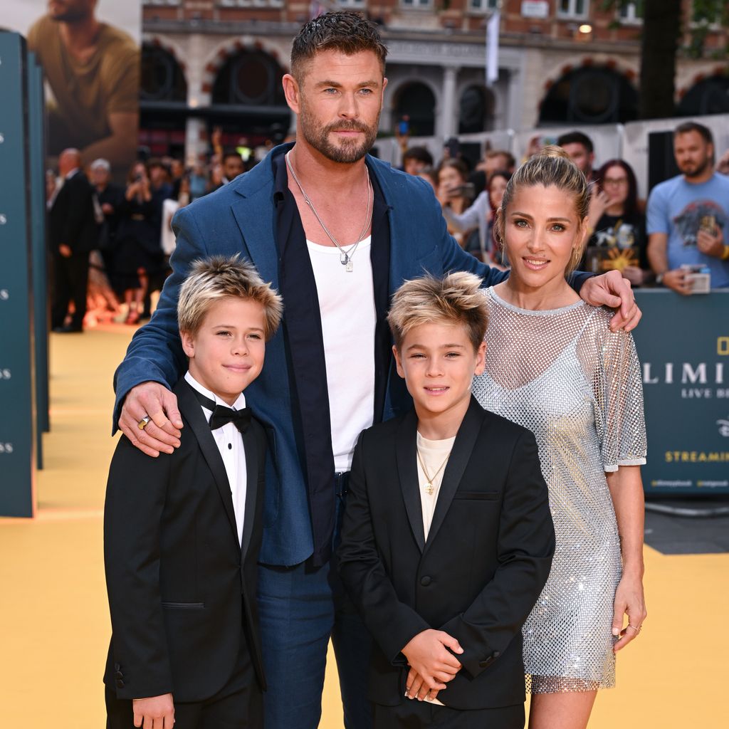 Chris Hemsworth und Elsa Pataky mit ihren Zwillingen in London, Juli 2025
