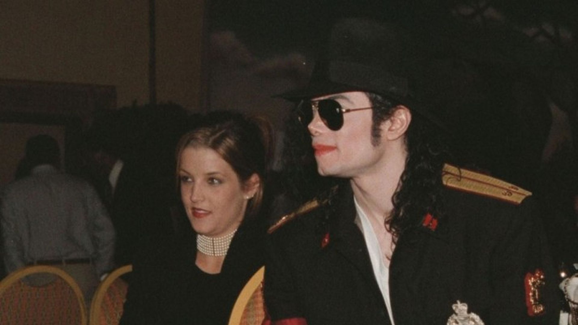 Frau Schminkt Sich Wie Michael Jackson