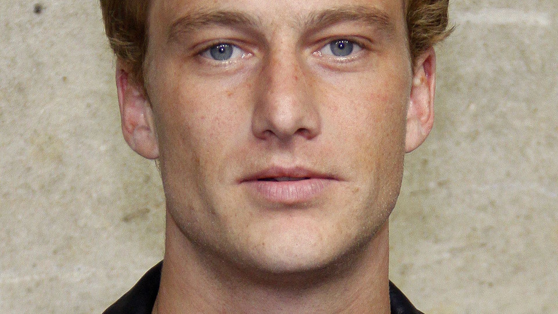 Alexander Fehling Promiflash.de