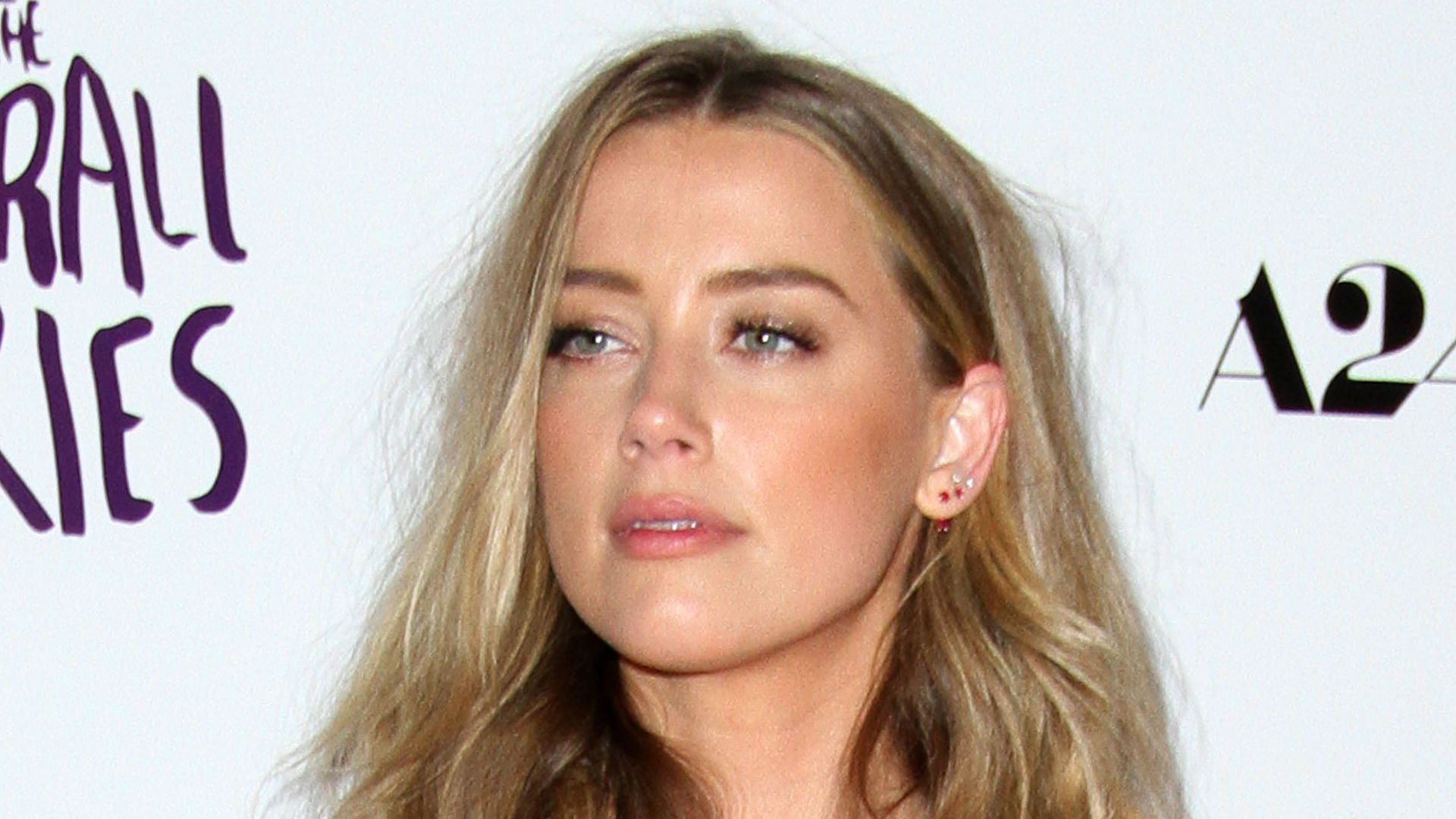 Amber Heard reumütig? Sie sprach nie von GewaltAttacke! Promiflash.de
