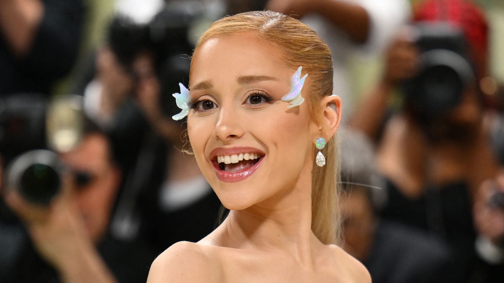 Wie Alt Ist Ariana Grande Schon 31 Jahre alt: Ariana Grande schwelgt in Erinnerungen