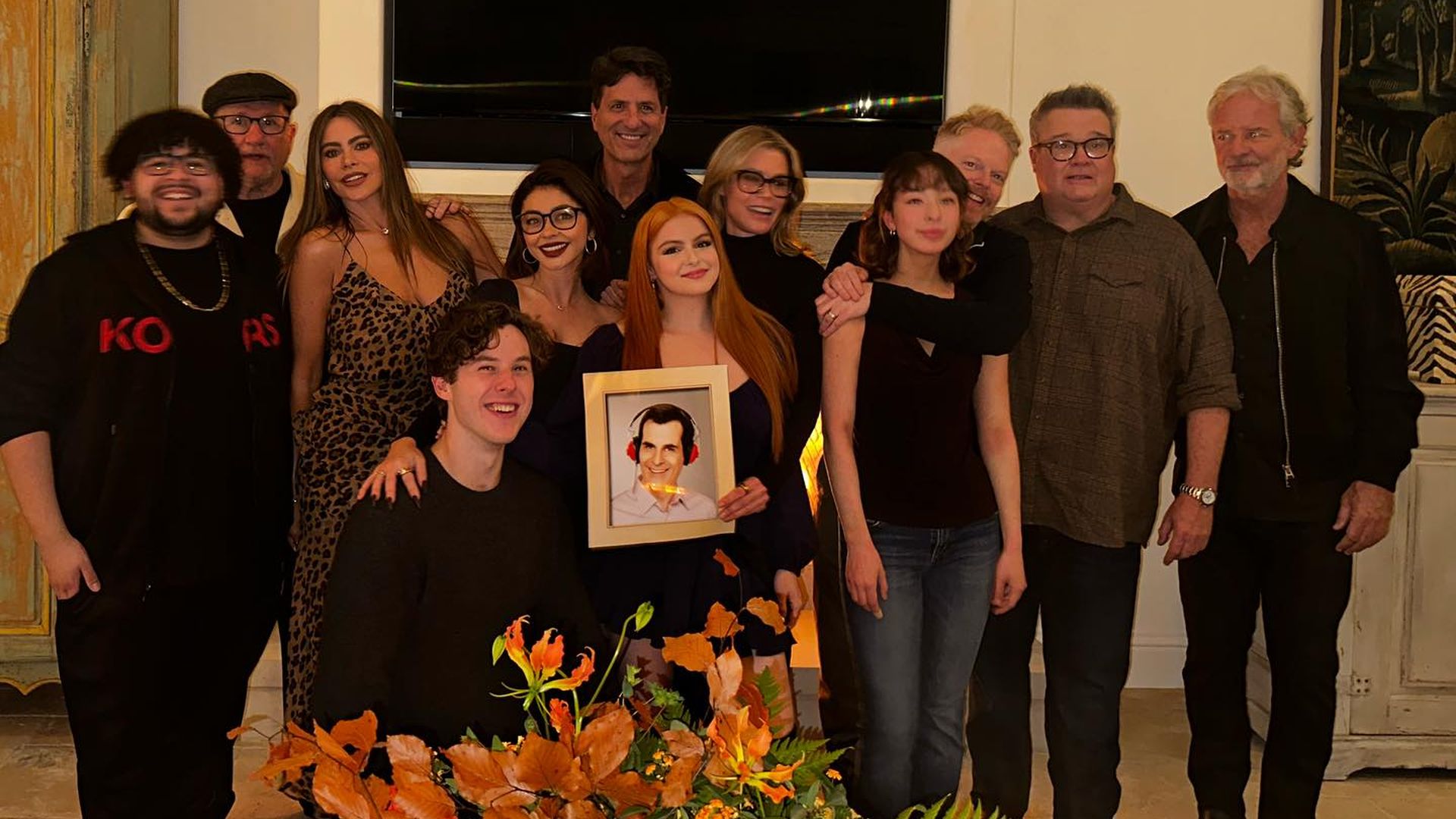 Fast alle dabei "Modern Family"Darsteller feiern Reunion
