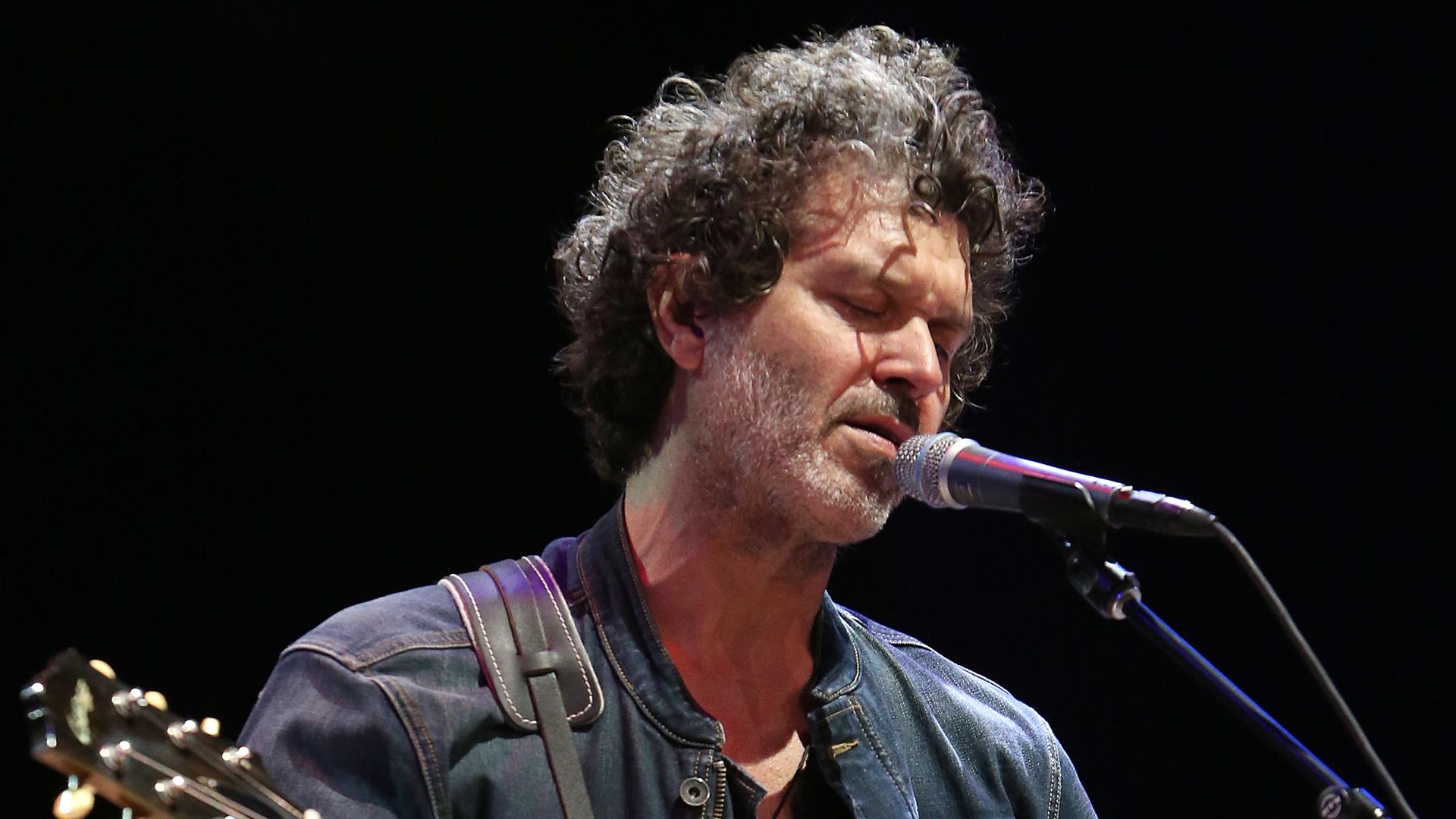 Doyle Bramhall II Promiflash