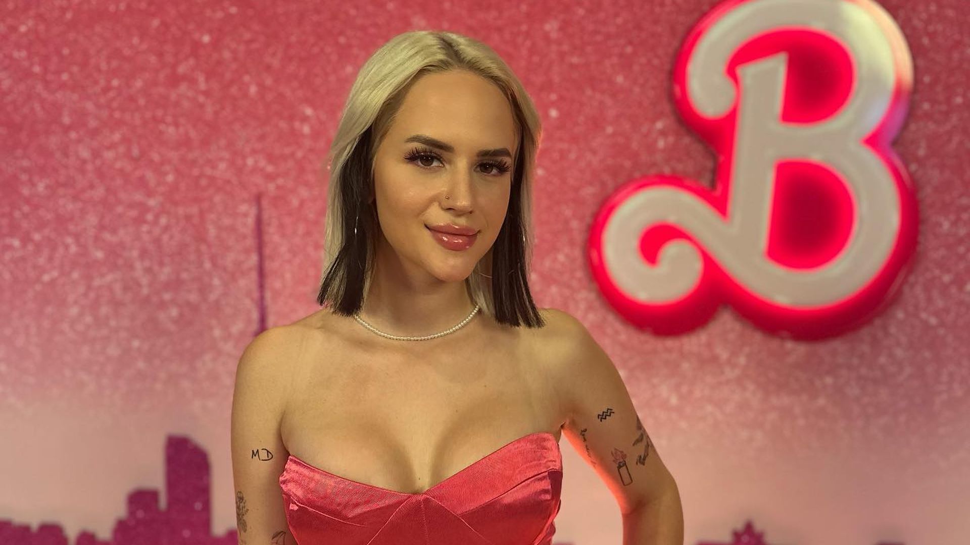 S-es-Video-Gina-Beckmann-ist-wieder-in-festen-H-nden-