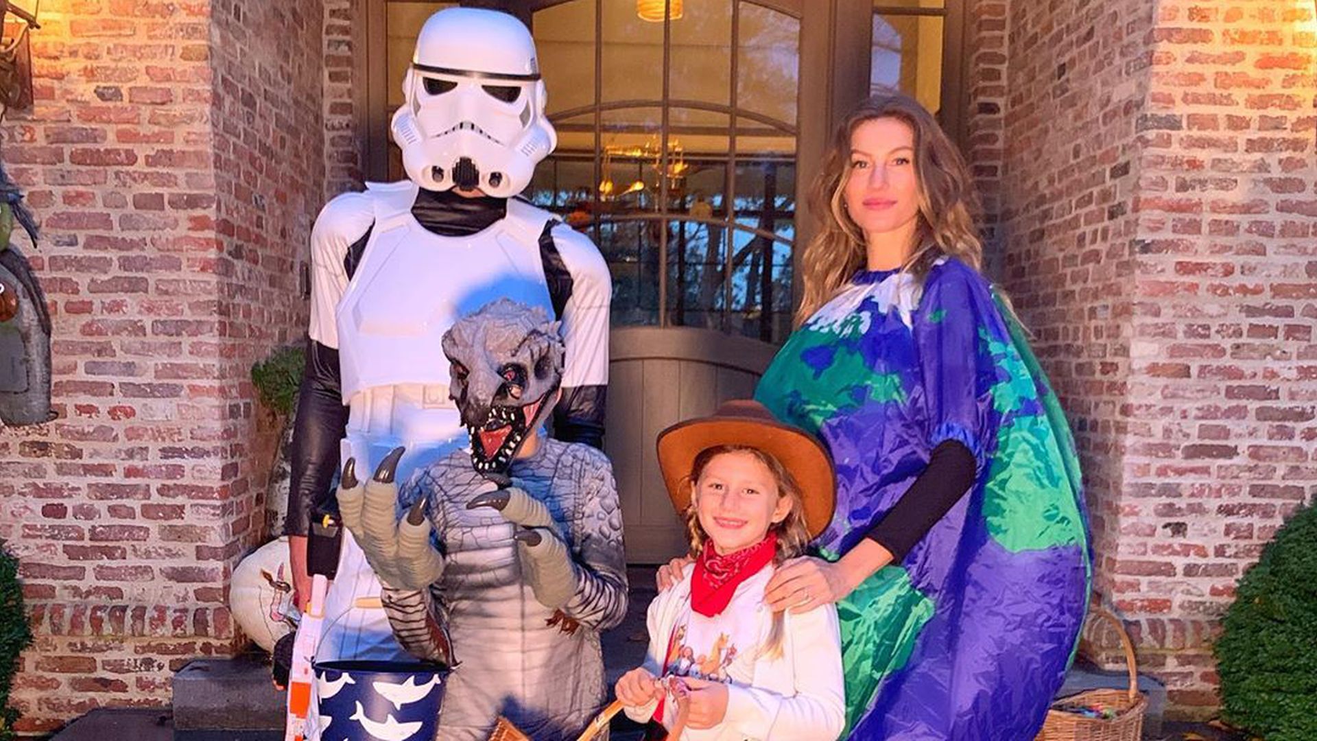 So feierten Gisele Bündchen und Ehemann Tom Brady Halloween!