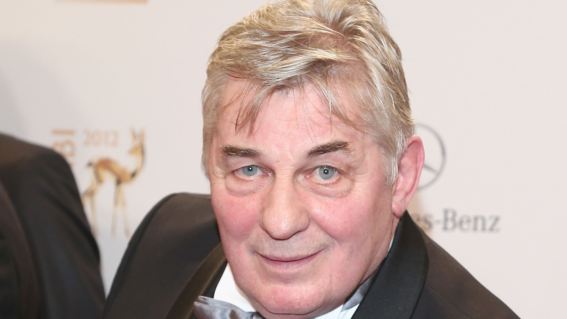 Heinz Hoenigs Frau mit nur 52 gestorben! Promiflash.de