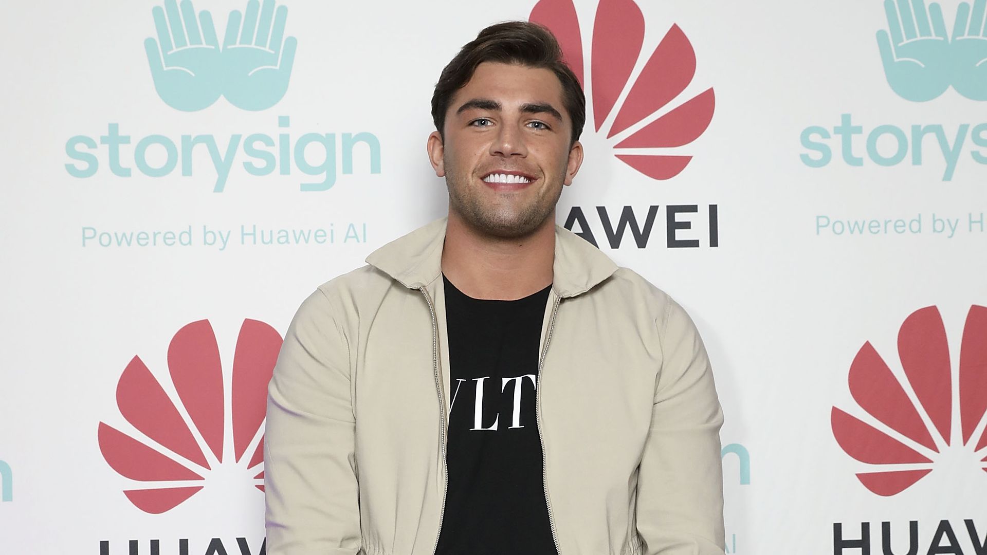 Jack Fincham behielt BabyNews zum Schutz der Mama für sich