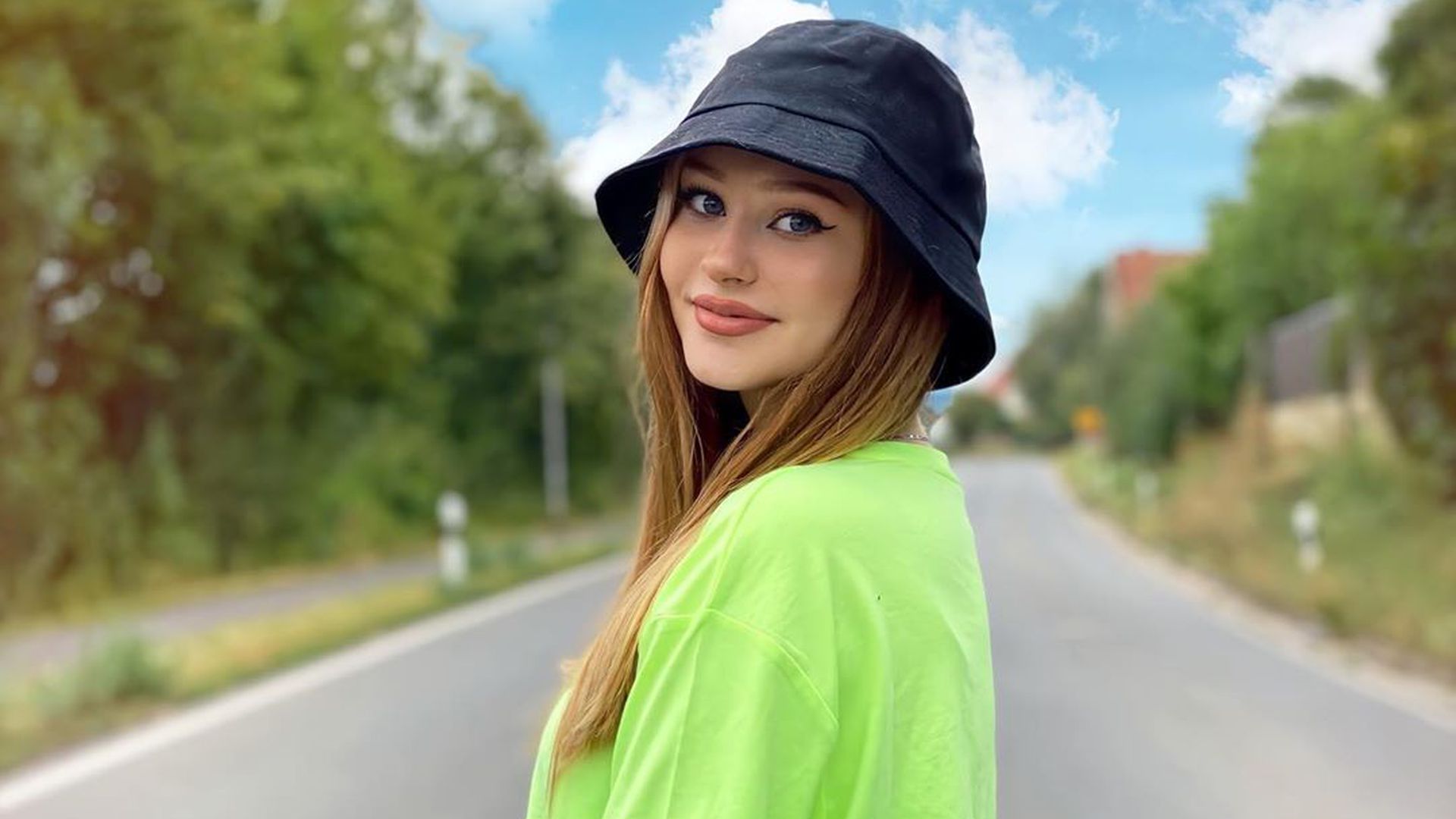 Geburt mit 17: TikTok-Jasi brauchte Unterschrift der Eltern