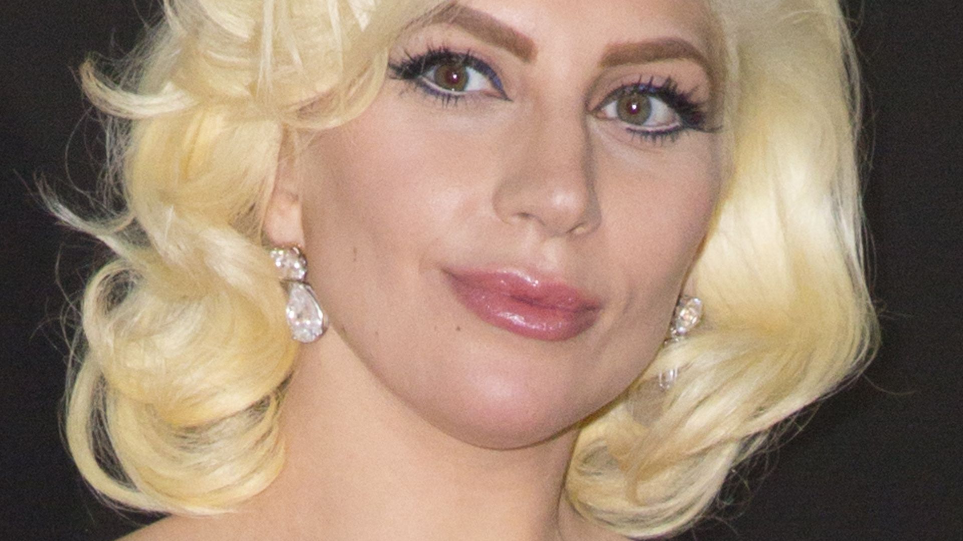 Von AHS inspiriert? Lady GaGa bestätigt neues Album für 2016 Promiflash.de