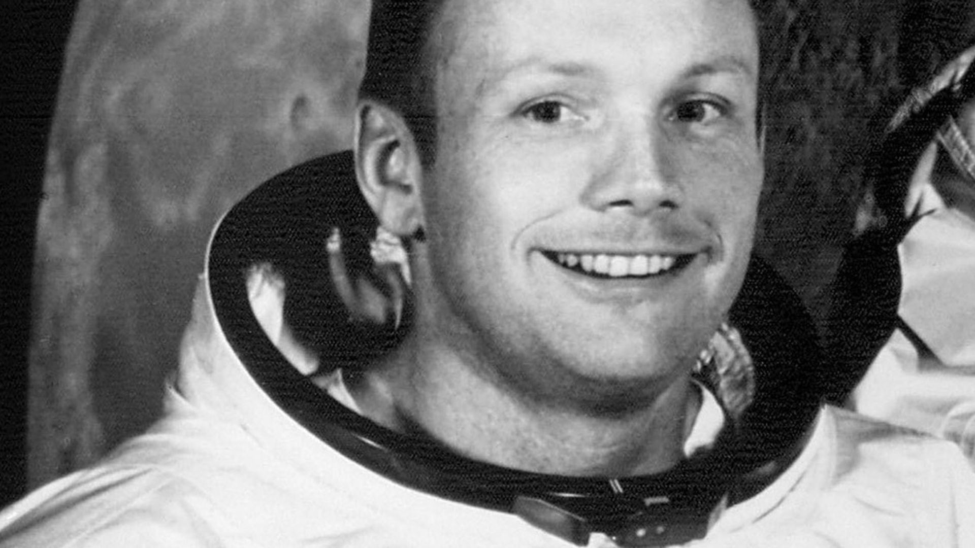 1. Mann auf dem Mond: Neil Armstrong ist tot! | Promiflash.de