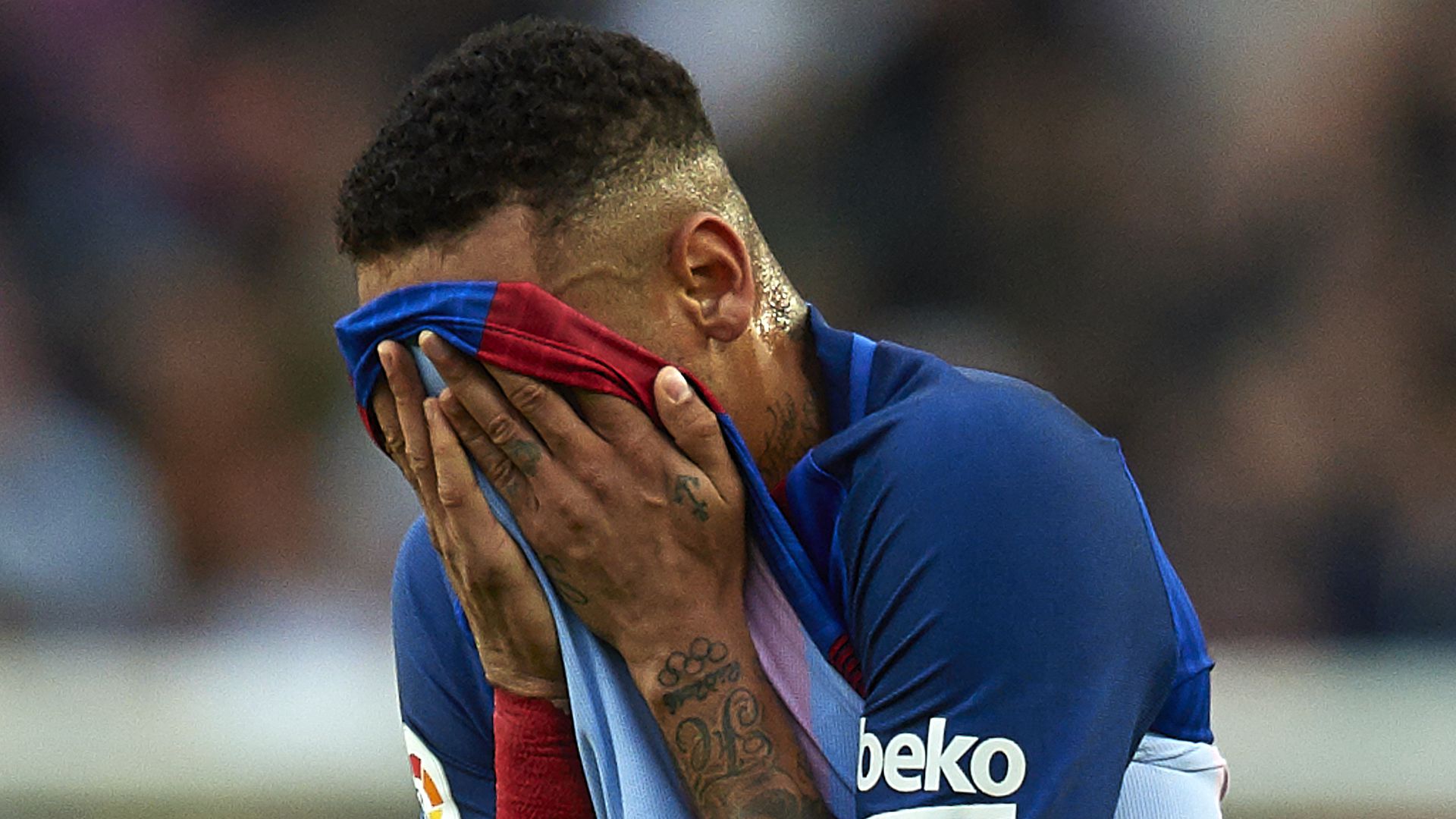 EmotionsAusbruch bei Konferenz Darum muss Neymar weinen! Promiflash.de