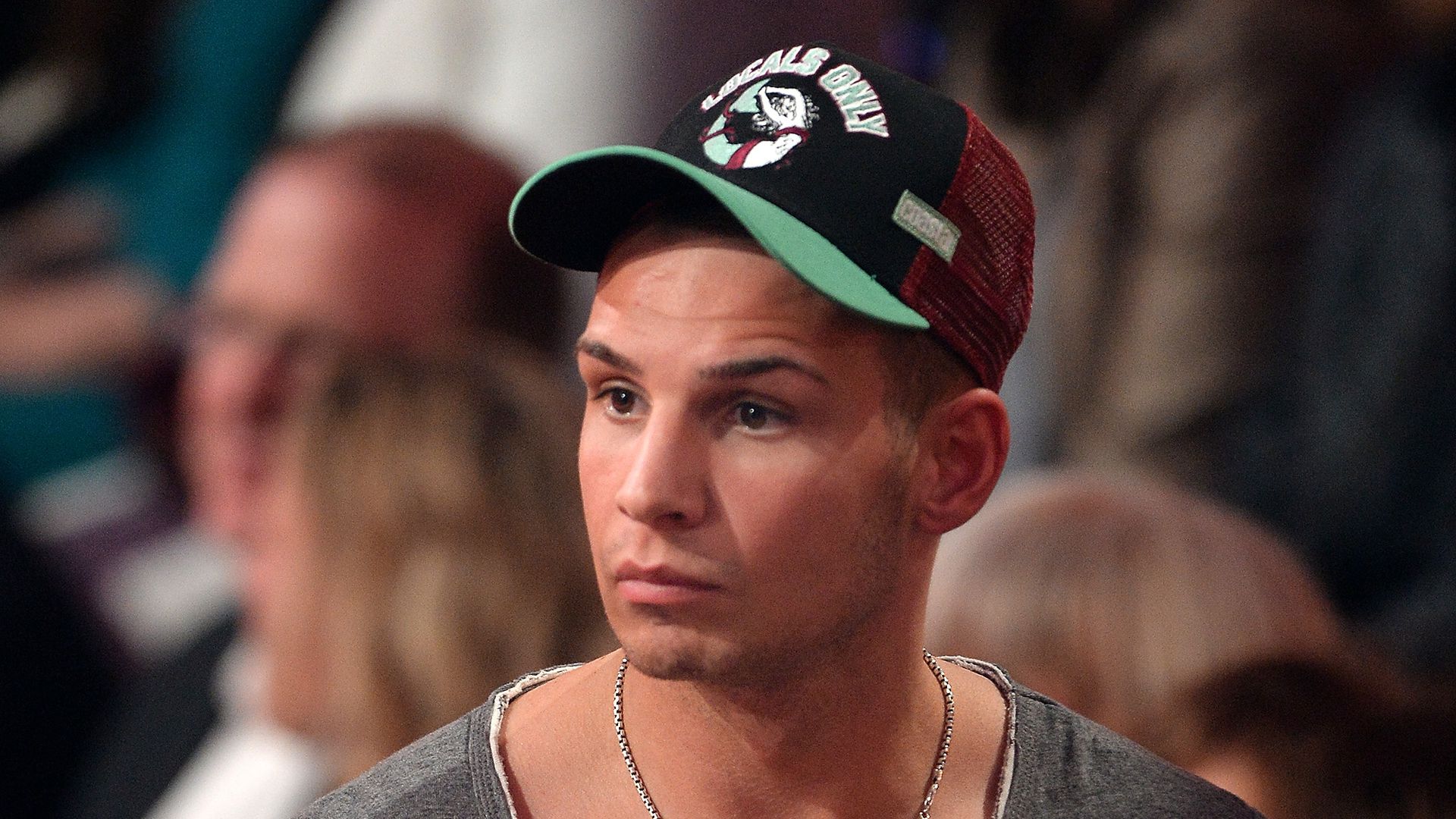 In LiveVideo Pietro macht sich über Sarahs Michal lustig!