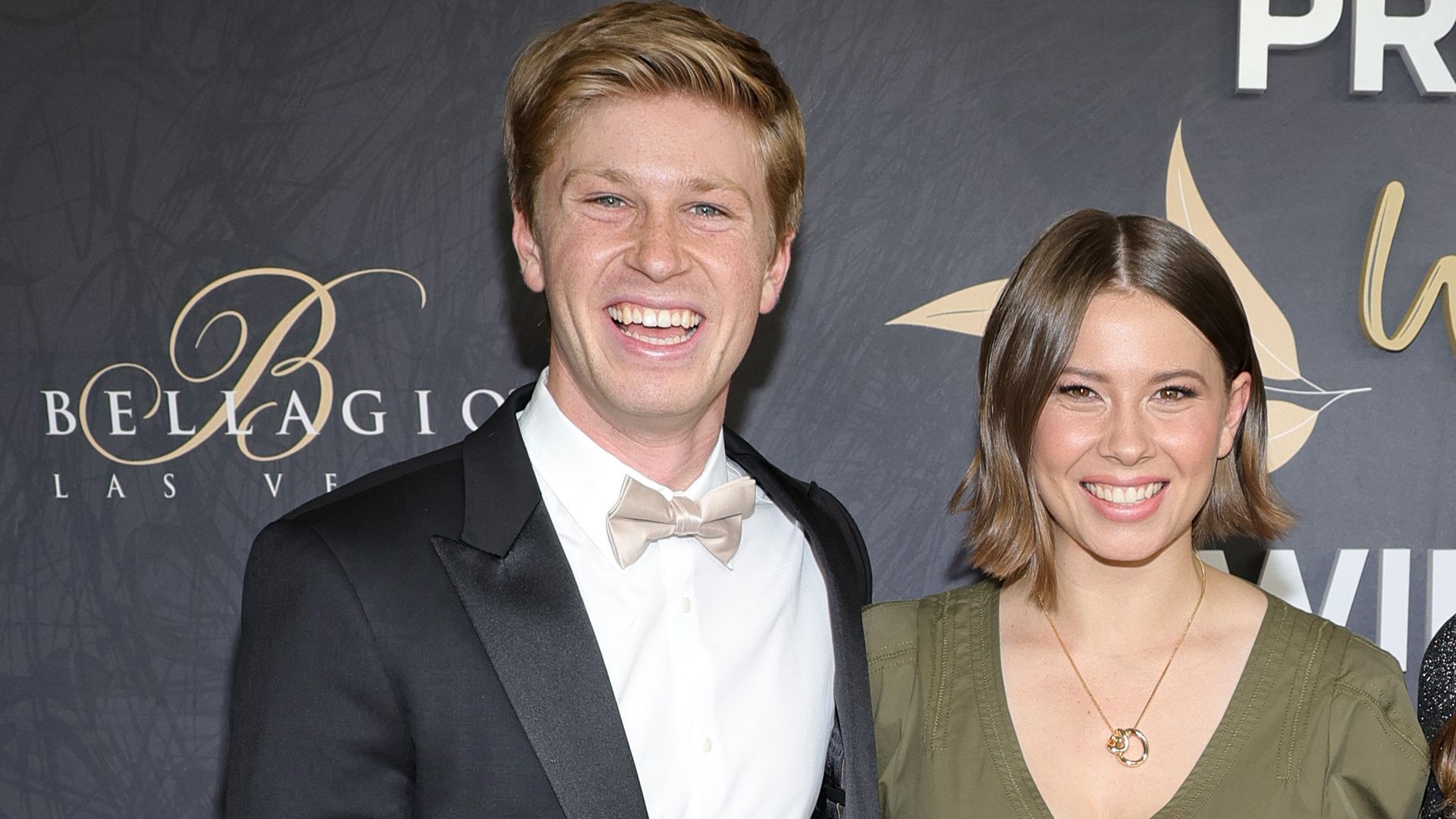 Robert-und-Bindi-ehren-Papa-Steve-Irwin-zum-18-Todestag