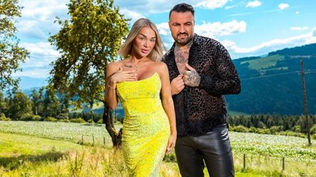 Komplett nackt: Emmy Russ eskaliert bei "Temptation Island"