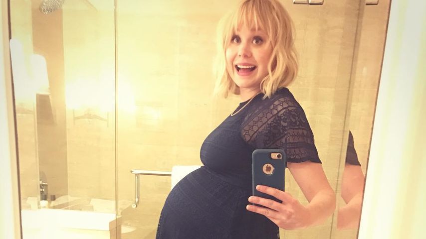 Alison Pill, Schauspielerin