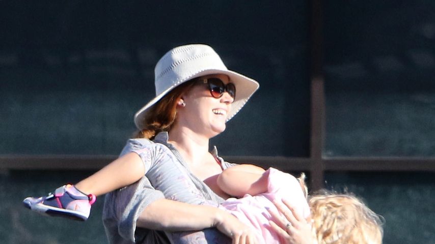 Amy Adams mit Tochter Aviana beim Einkaufen