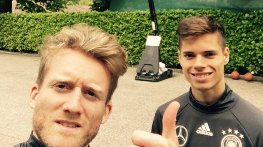 André Schürrle und Julian Weigl während der EM 2016 in Frankreich