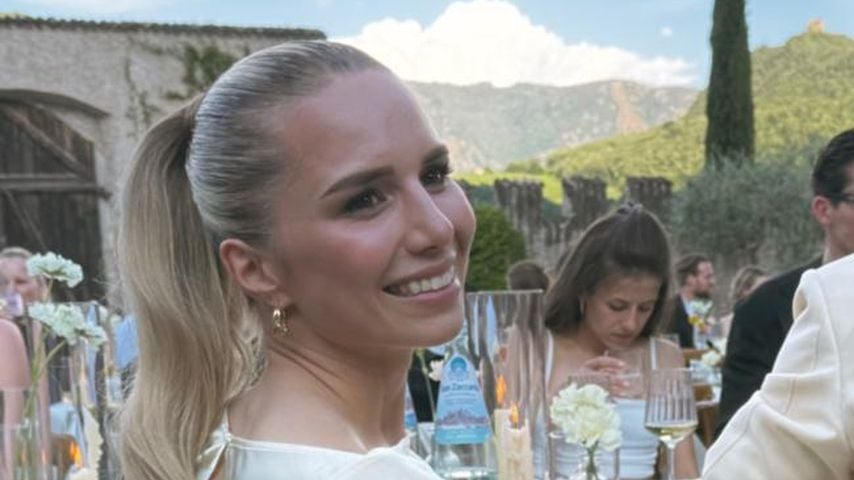 Anika Neuer auf ihrer Hochzeit, Juli 2025