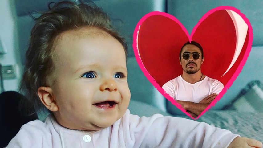 Süß: Arielle Kolenitchenko (1) bekommt Knutsch von Salt Bae!