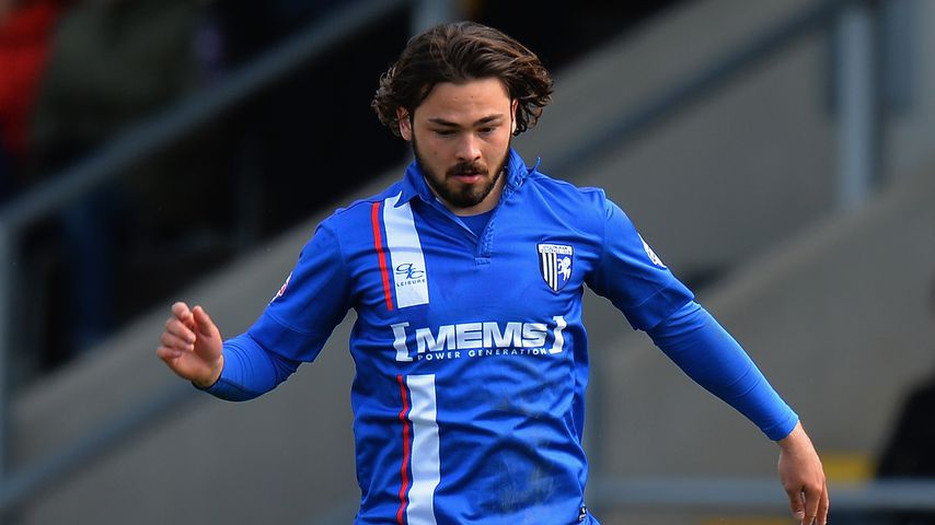 Bradley Dack bei einem Spiel in Burton-upon-Trent, April 2016