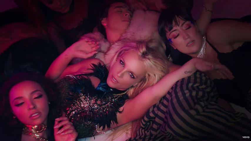 Britney Spears im Video zum Song "Slumber Party"