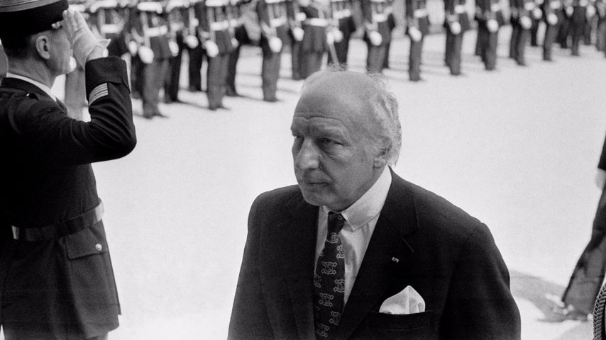 Bundespräsident Walter Scheel auf Staatsbesuch in Frankreich im Jahr 1975