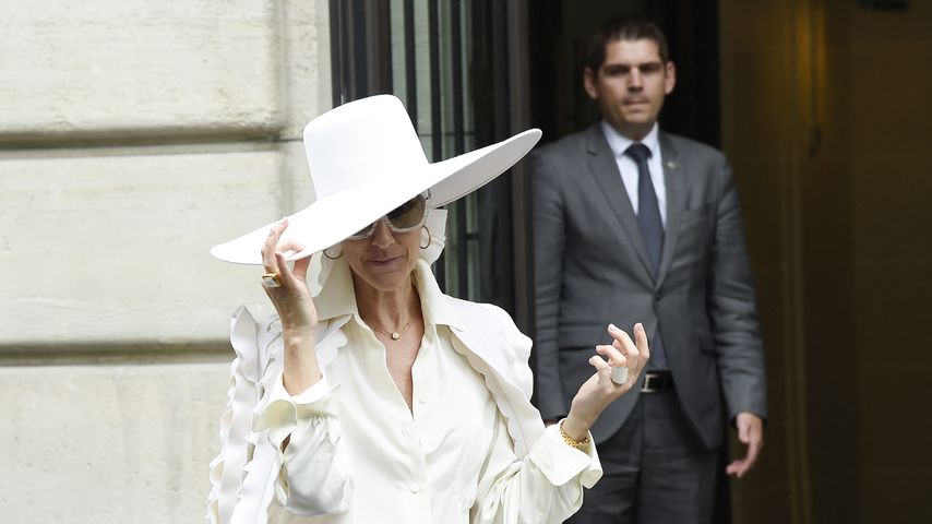 Celine Dion vor dem "Royal Monceau"-Hotel in Paris