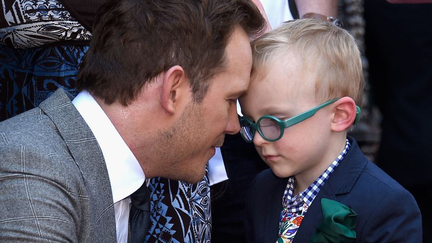 Chris Pratt und sein Sohn Jack bei der Walk of Fame-Ehrung in Hollywood 2017