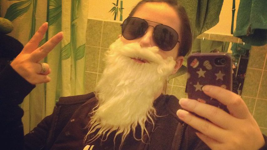 Coldmirror als ihre Kunstfigur "Fresh D" verkleidet