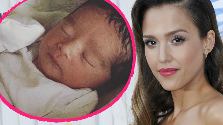 Goldiger Silvesterkracher: Jessica Albas Söhnchen ist da!