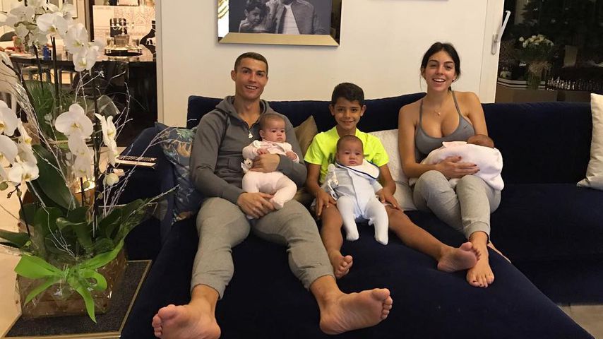 Cristiano Ronaldo, seine Kinder und Georgina Rodriguez