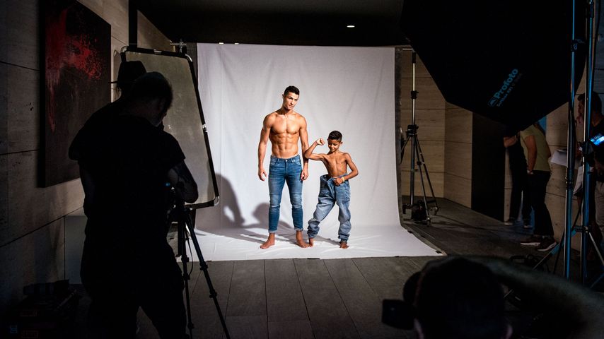 Junior-Kollektion: Cristiano Ronaldo modelt mit seinem Sohn!